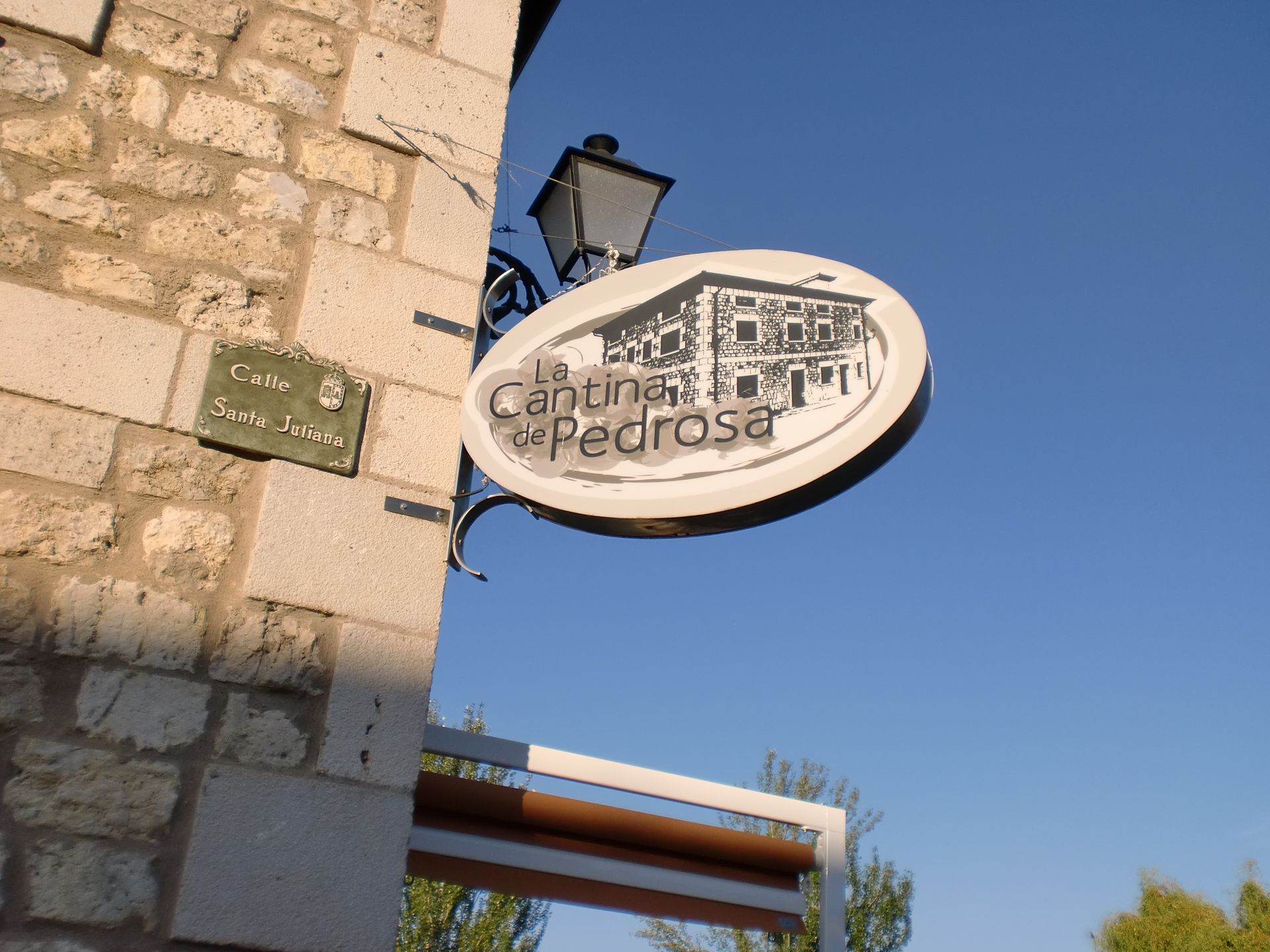 La Cantina de Pedrosa (Bar - Hostal)