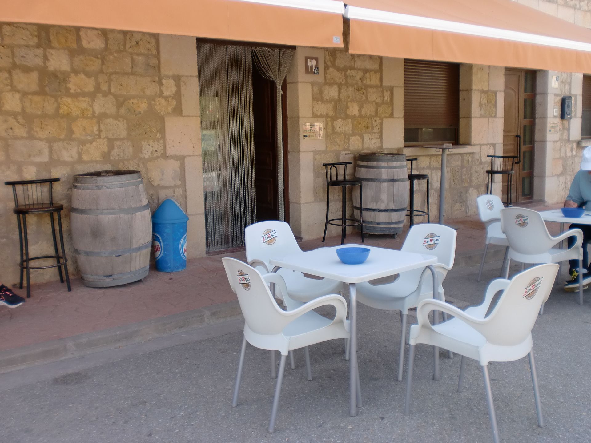 La Cantina de Pedrosa (Bar - Hostal)